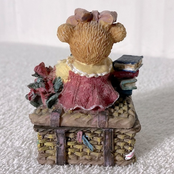 Vintage Charming Bear Figurine with Basket Figurine Trinket Box Collectible - Picture 2 of 10